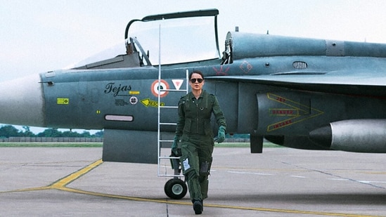 तेजस फिल्म समीक्षा: कंगना रनौत ने फिल्म में एक पायलट की भूमिका निभाई है।(MINT_PRINT)